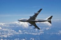 Photo: United Airlines, Boeing 747-100